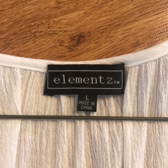 NWT summer blouse - Picture 4 of 5